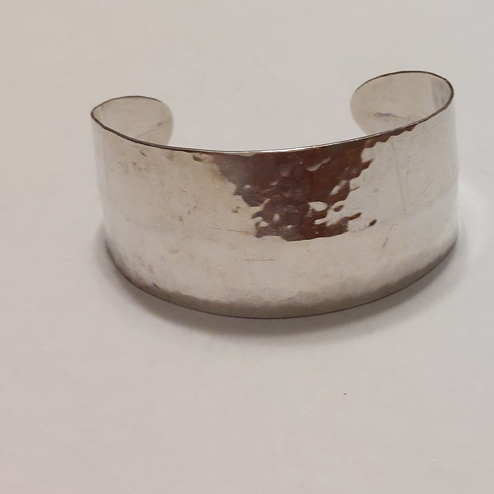 James Avery Retired Hammered Cuff